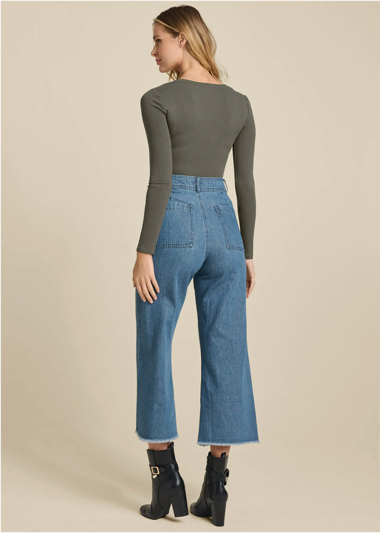 Ribbed Long Sleeve V-Neck - Olive